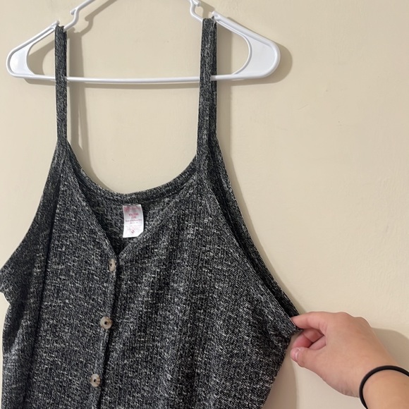 No Boundaries Junior’s Rib Knit Tie Front Grey Tank Top Size XXL - Picture 5 of 7